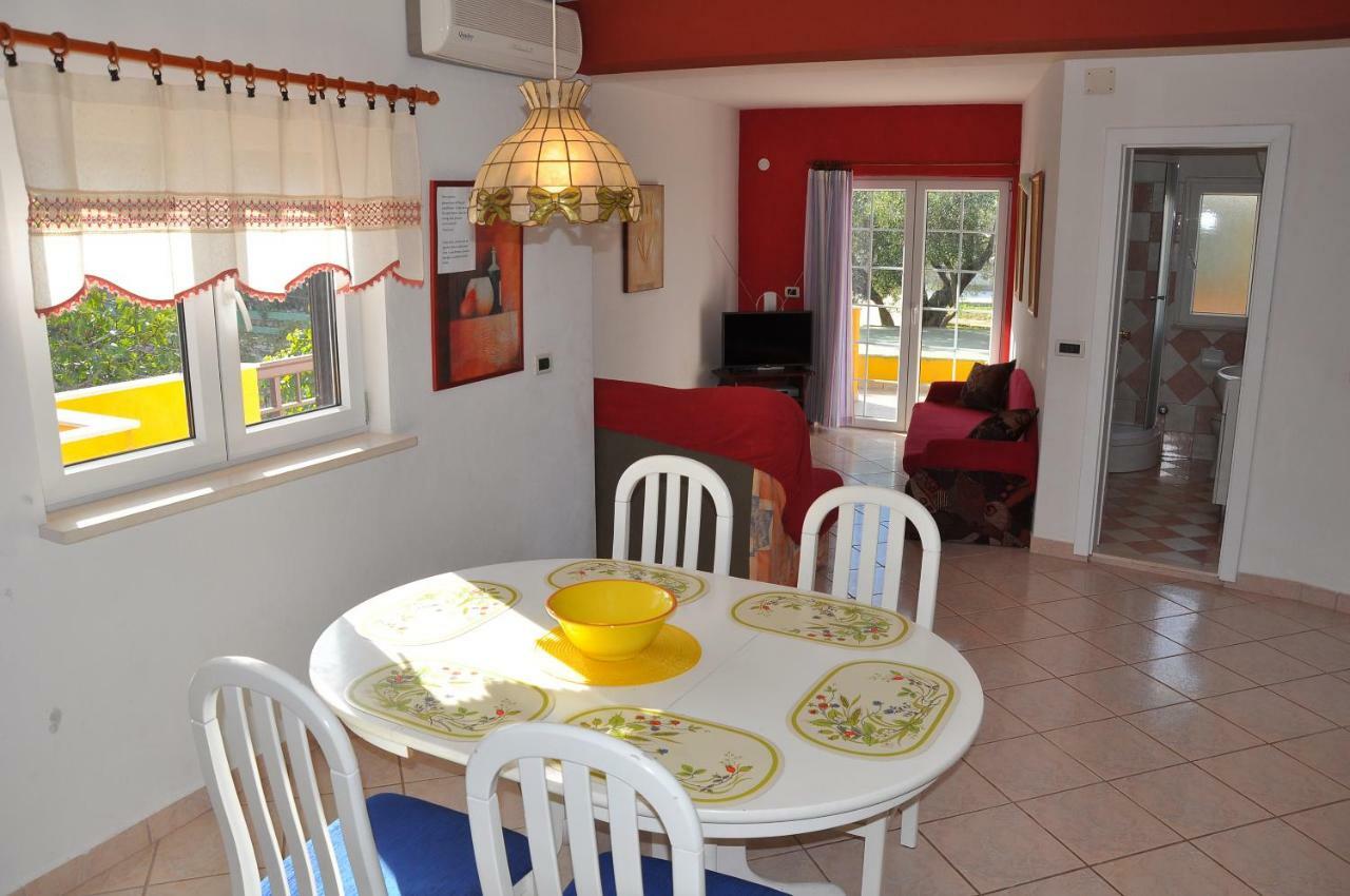Apartments Villa Annika سلاتين المظهر الخارجي الصورة